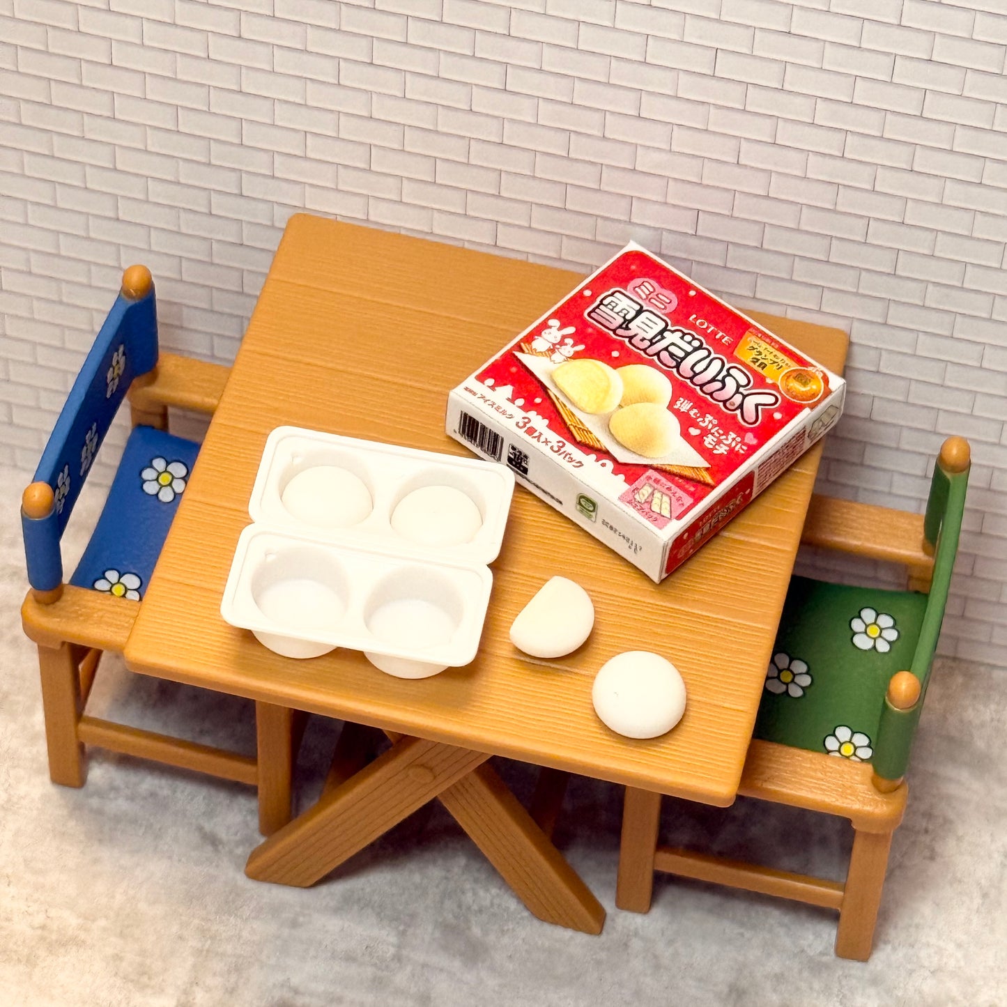 Mini mochi ice-cream Miniature Food